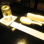 黄鶴 - テーブルの上に【２０１９年３月】