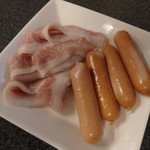 河伯菜館 - 豚トロとウィンナーソーセージ