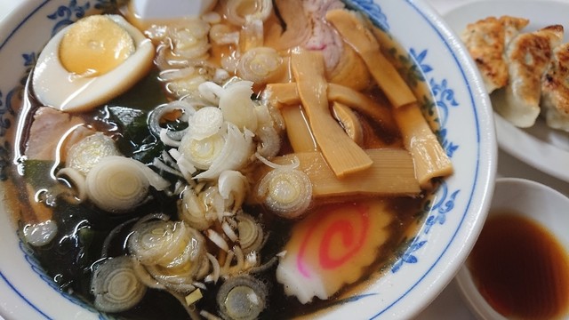 釣吉 小見川 ラーメン 食べログ