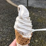 RINDOU - 黒豆そばMIXソフトクリーム300円