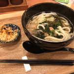 牛かすうどん りっちゃん - 