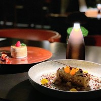 ザ タヴァン グリル＆ラウンジ - 