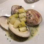 ダ マッサ - 白アスパラとハマグリ 白ワインバター風味
