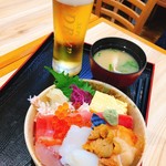 小松水産の海鮮丼 - 