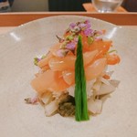 日本料理 晴山 - 赤貝、うぐいの梅肉和え