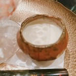 日本料理 晴山 - マスカルポーネに苺用のシロップ