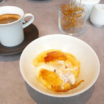 BIKiNi SIS - クレマ・カタラナ