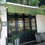 Life Food - 店舗外観