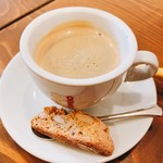 ヴェッキオ コンヴェンティーノ - 食後のコーヒー&ビスコッティ