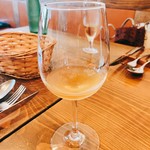 ヴェッキオ コンヴェンティーノ - イル ファルネート スペルグレ  (千葉県産スズキのインパナータと合わせて)