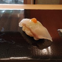 鮨 かず矢 - ・平目　塩で。