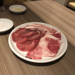 近江牛焼肉 囘 - 