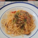 パスタの店　山猫軒 - ベーコンときのこのペペロンチーノ