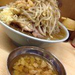 ラーメン富士丸 - 豚。やさいにんにくあぶら。