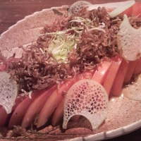 味とく家 - サラダです（ハスイモが良い食感）