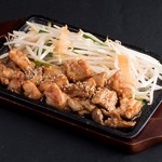 鉄板焼天神ホルモン - 料理写真:ホルモン定食