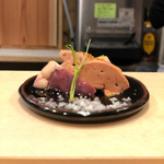 焼鳥 谷口 - ハツと白肝刺し