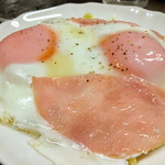 有限会社桝屋酒店   - ハムエッグ