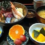 海鮮料理　魚盛 - 2011.11　名物！魚盛丼（海鮮丼）セット  驚きの580円！