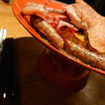 みざん - 鴨コンフィシュークルート。和の器がカッコイイ。