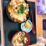 ふくし食堂 - カツ丼
ご飯少なめに感じた