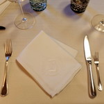 リストランテ ラ・バリック トウキョウ - テーブルセッティング