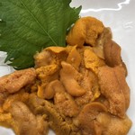 北のどんぶり屋 滝波食堂 - 塩水ウニ、格別の味わい。