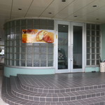 鎌倉ニュージャーマン - こちらが直売所の入口