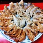 新ちゃん - ぎょうざ ４人前