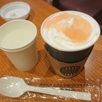 タリーズコーヒー - フタをとって