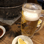 万両 - まずはビールで乾杯！