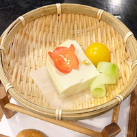 浅草一文 別館 - 飲み放題付き特別コース 1人5000円
                    自家製青大豆のざる豆腐
                    
