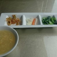 涵梅舫 銀座店 - 前菜と玉子スープ
