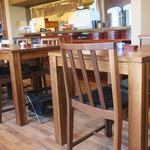 魚栄 - 店内の様子