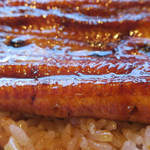 魚栄 - うな重 中串＋きも吸い　ズームアップ