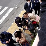 清水港　みなみ  - 螺旋階段から下の待ってる人達。多少の優越感(笑)