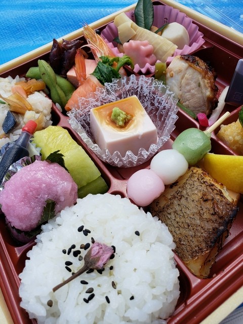 Sushi Kaiseki Darumaki Laratei photo 4