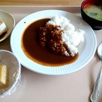 鹿児島県庁食堂 - カレー、冷や奴、出汁巻き玉子