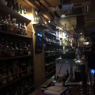 Bar  LOTUS