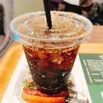フレッシュネスバーガー - コカ・コーラ