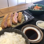 Mairabuta Tonkatsu To Obanzai Mikami - 