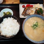串乃助 - 豚汁定食850円