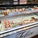Felice - ショーケース
