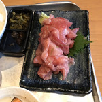 炉ばた焼き 酒肆 大関 - マグロ中落ち接写！