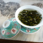 桃桃 - お茶の葉が綺麗に広がります