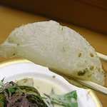 たつみ寿司 - 野菜の下には大根の煮浸しがありました