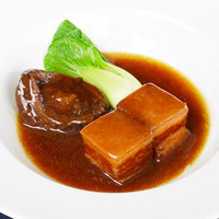 【红烧肉焞干鲍】豚角煮と干し鮑の煮 ¥20,000～¥30,000