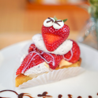 タルト屋さんの夢が詰まった クレープ&ガレットのお店 kinmokusei_0