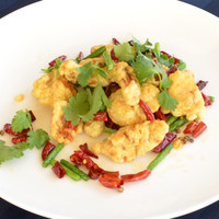 【辣子香酥蛙腿】蛙の四川風唐揚げ