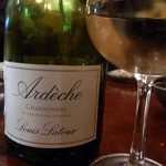 Shouchi - 次は、白ワインにしましたよ。 フランスのアルデッシュ シャルドネ３,２８０円です。